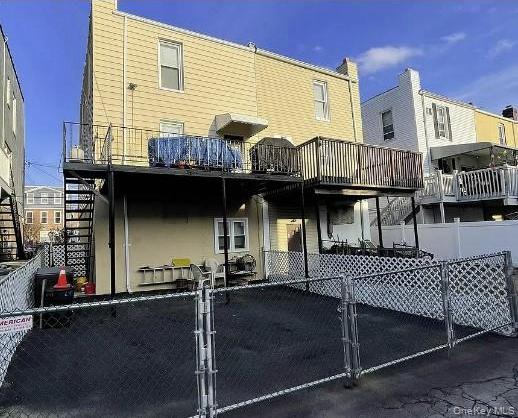 Single Family Calhoun  Bronx, NY 10465, MLS-950421-13