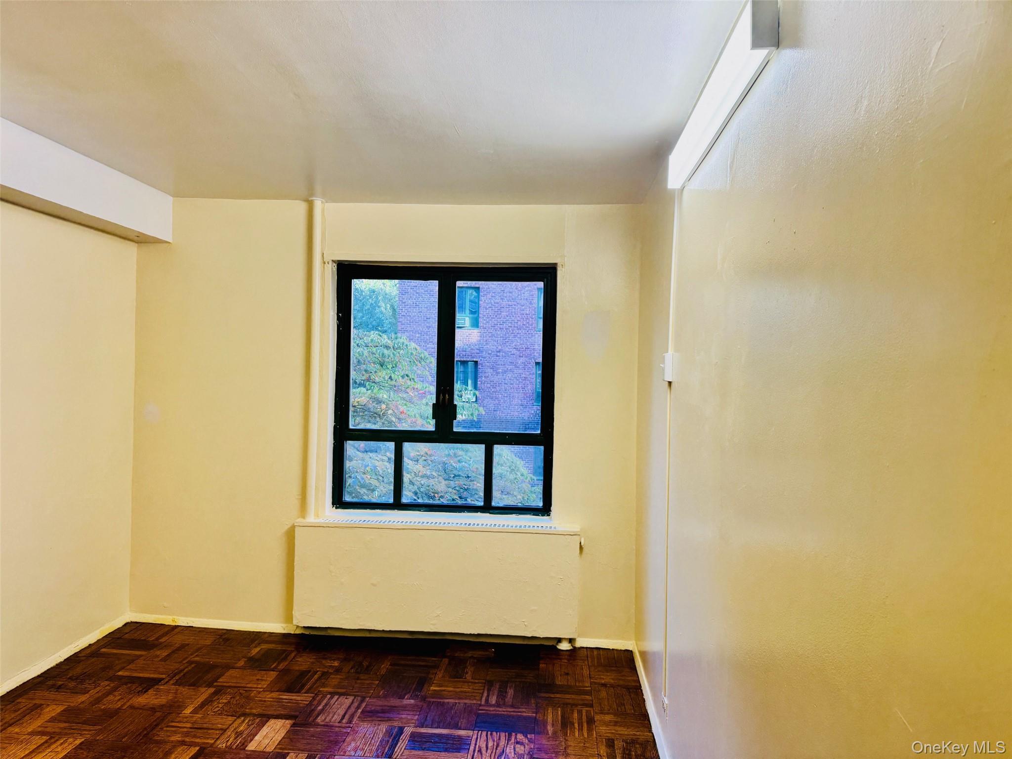 Condo Metropolitan  Bronx, NY 10462, MLS-950424-5