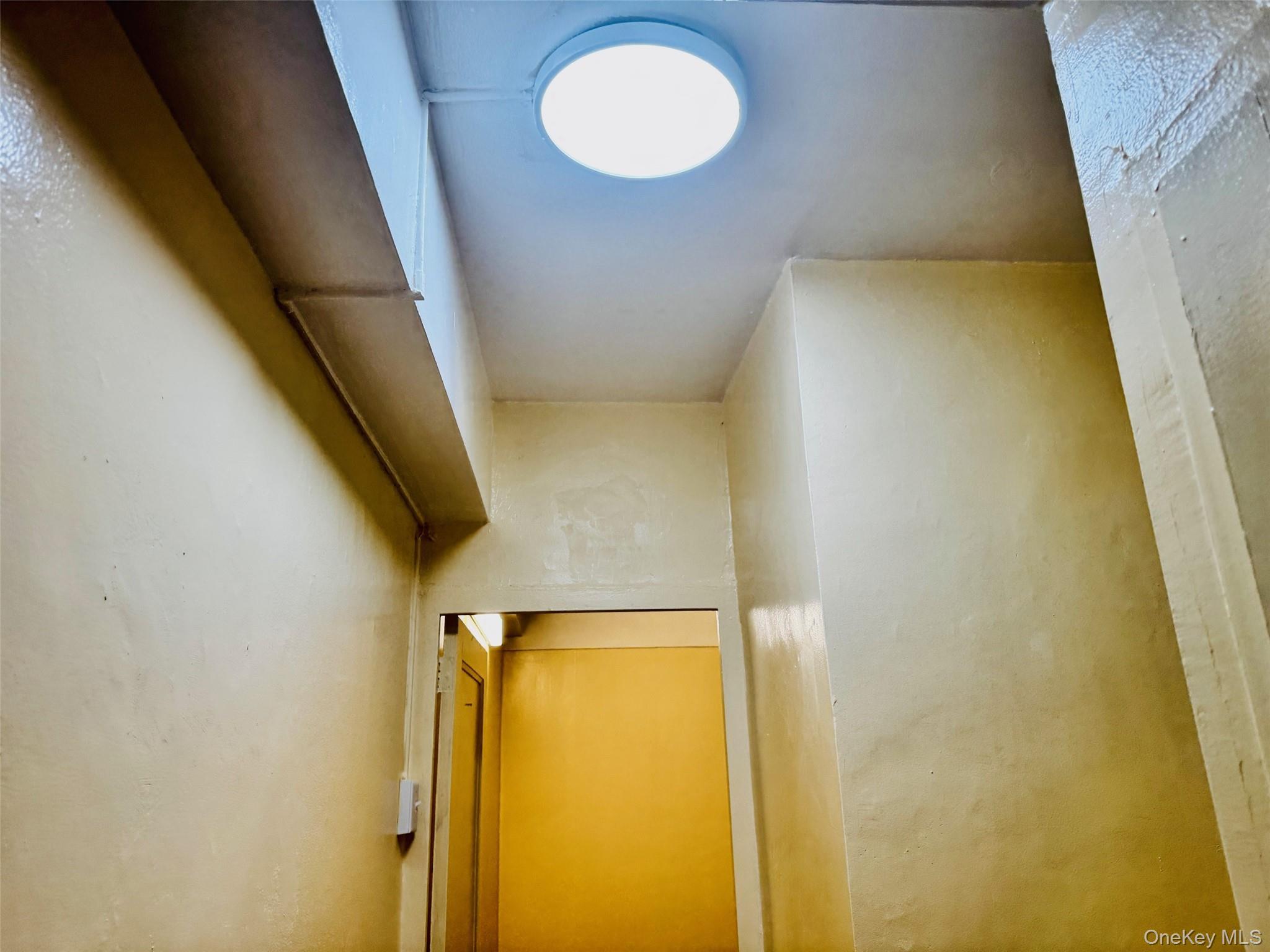 Condo Metropolitan  Bronx, NY 10462, MLS-950424-6