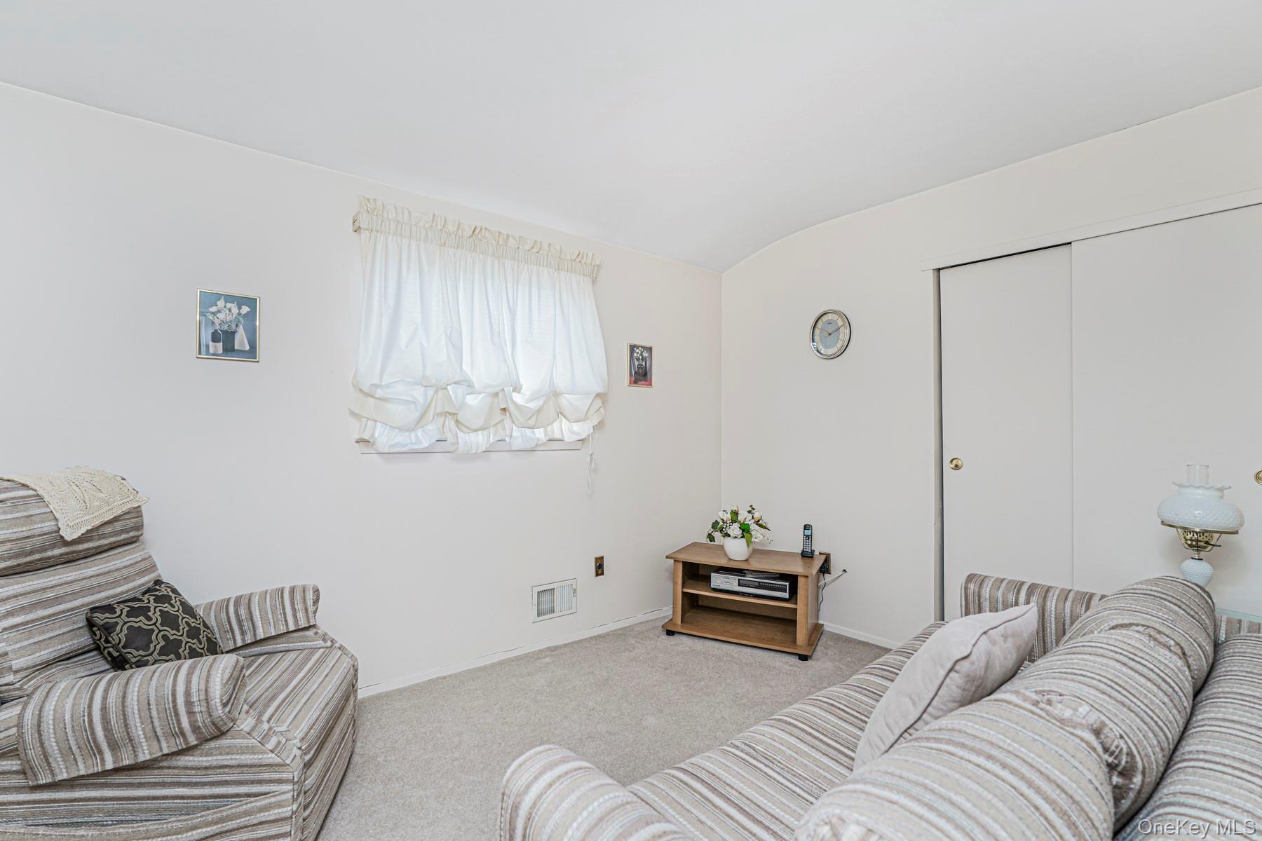 Single Family Ironwood  Staten Island, NY 10308, MLS-950479-16