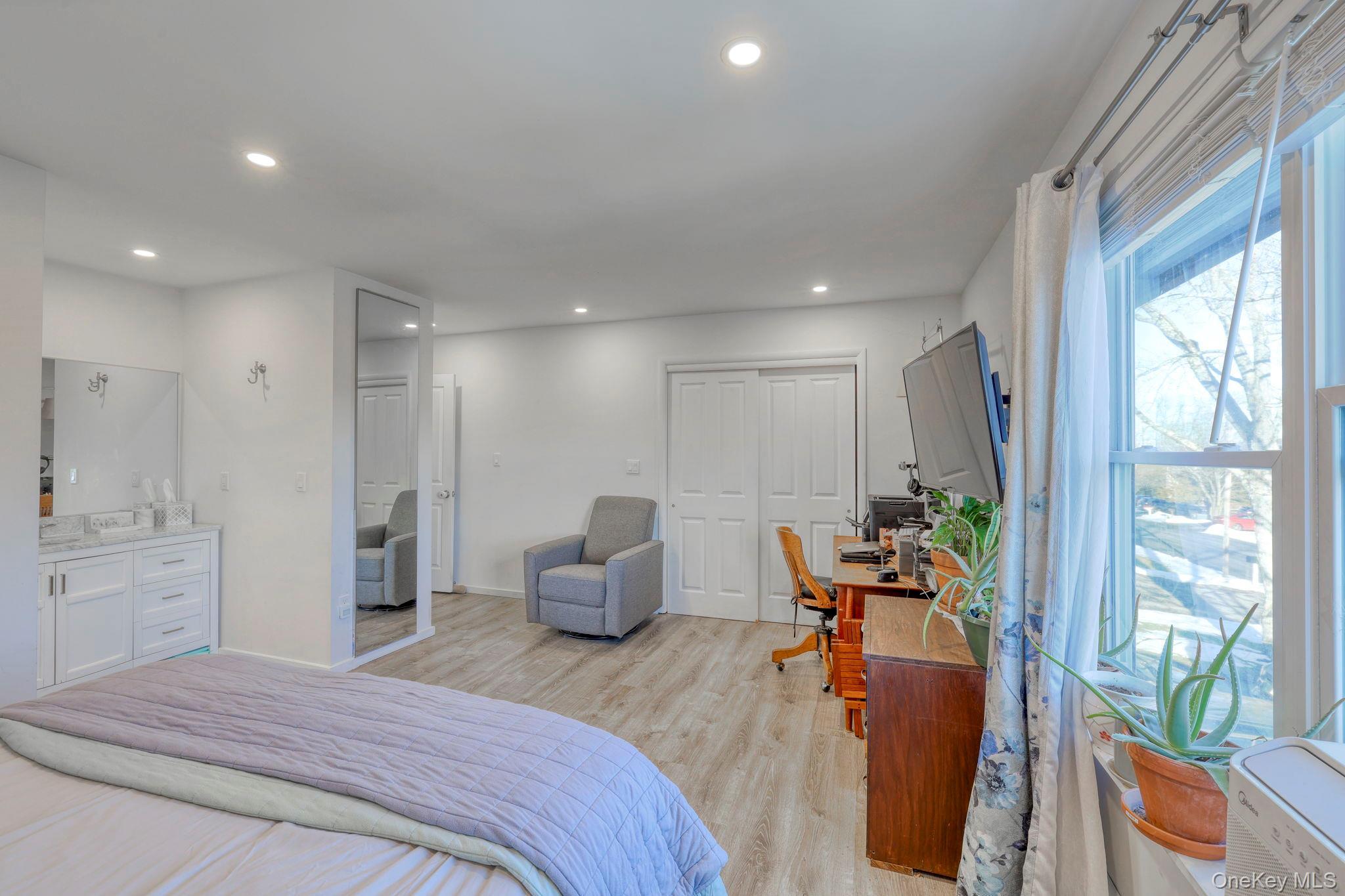 Single Family Red Barn  Orange County, NY 10940, MLS-950517-14