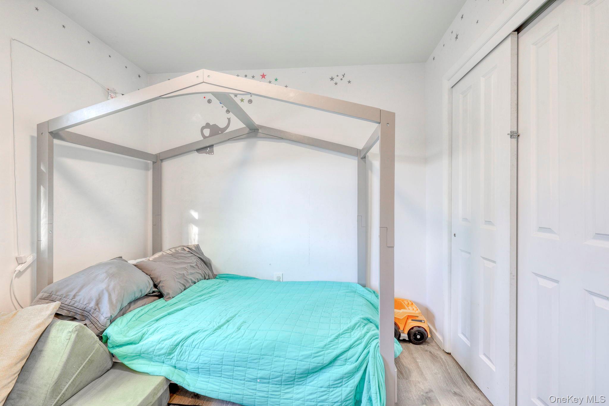 Single Family Red Barn  Orange County, NY 10940, MLS-950517-22