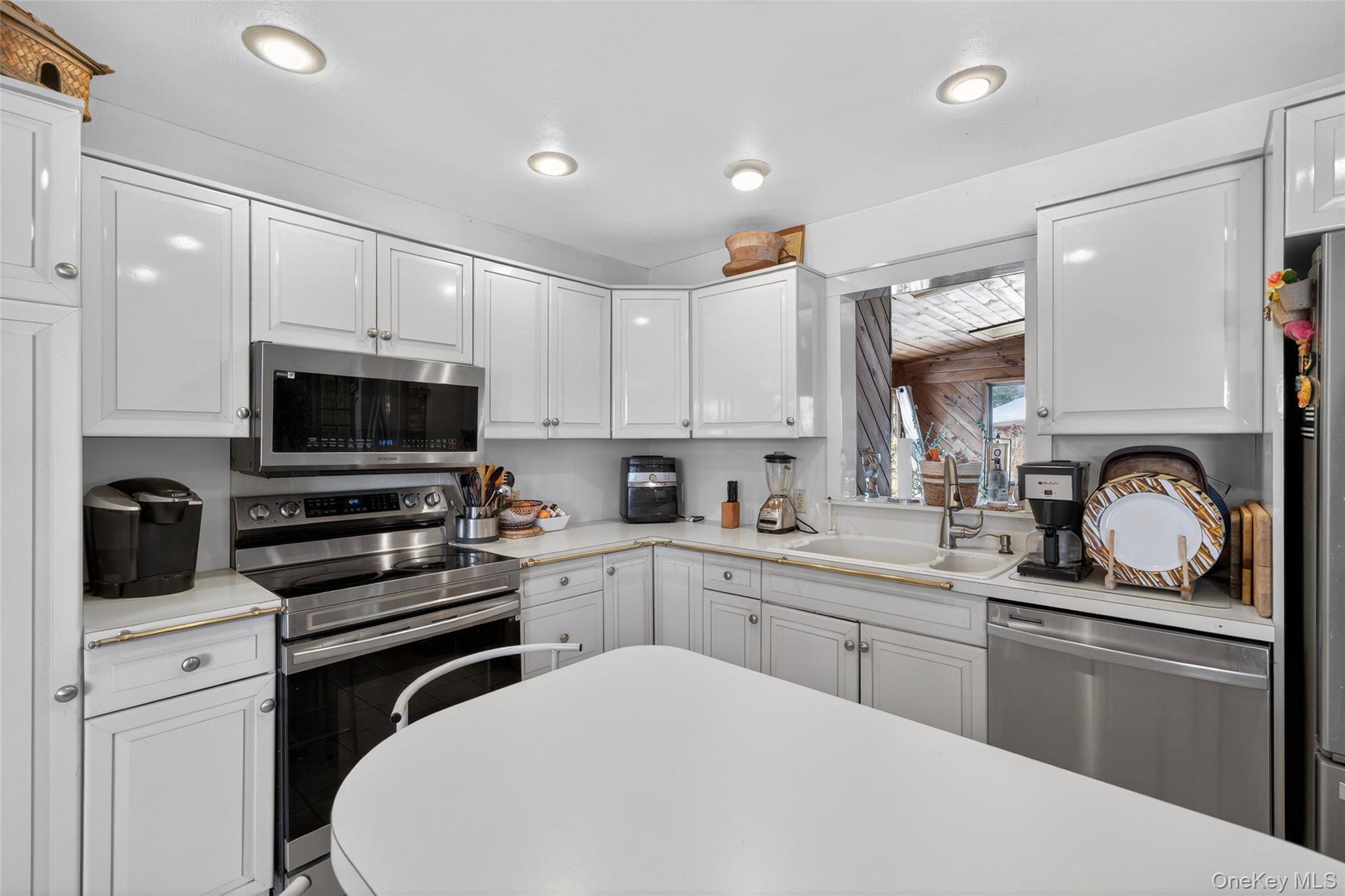 Single Family Lakeview  Sullivan County, NY 12751, MLS-950567-13