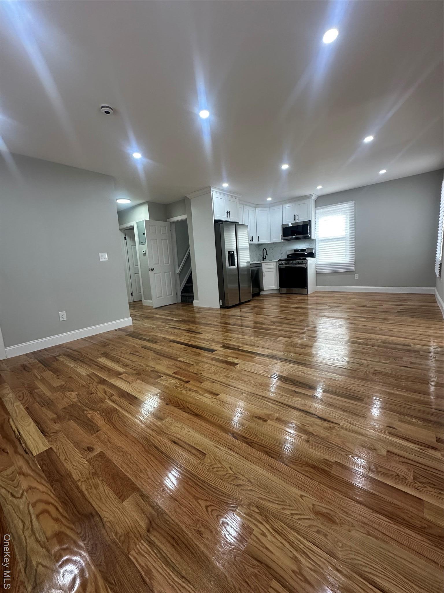 Single Family 183rd Queens, NY 11413, MLS-950582-18