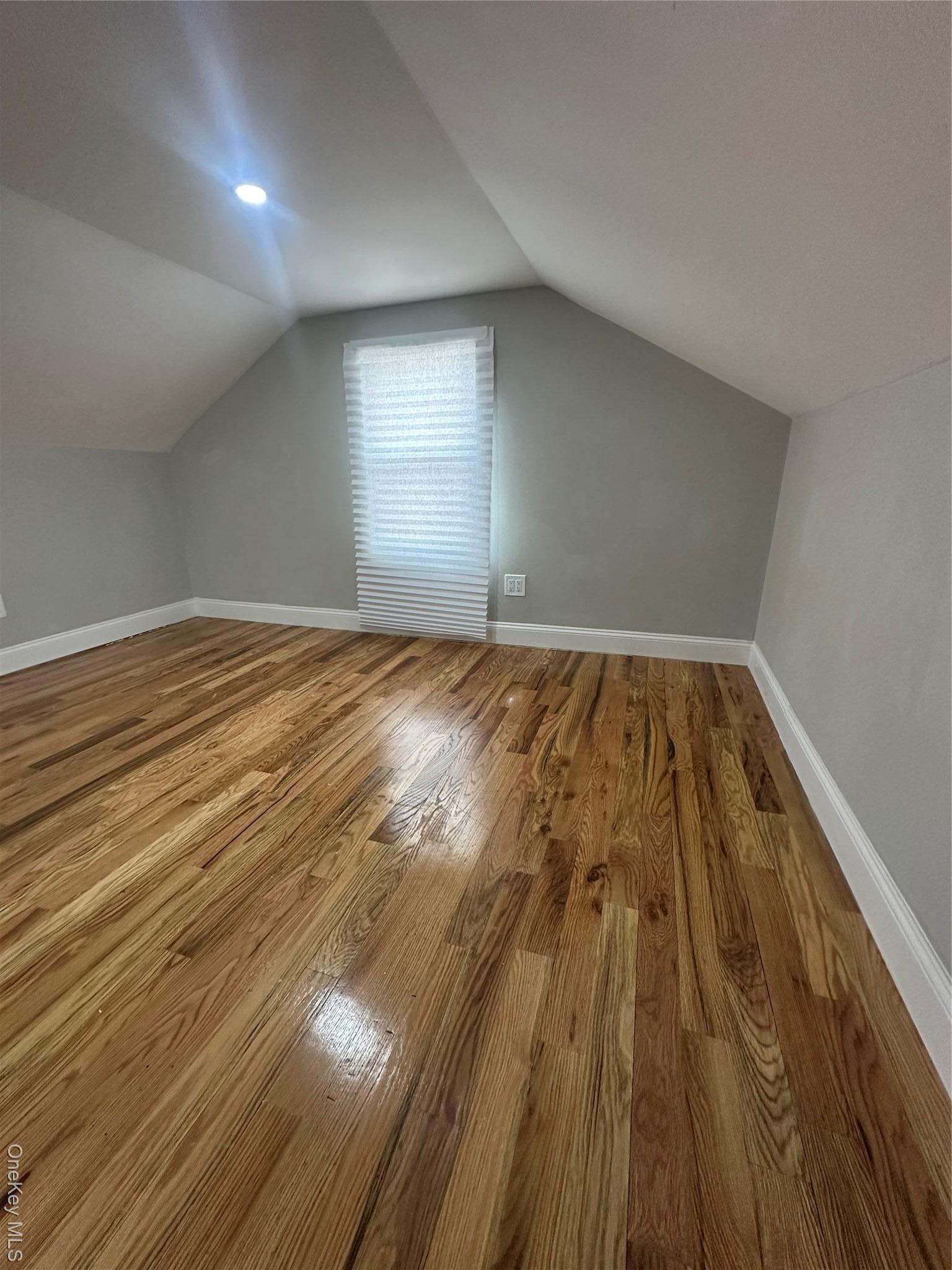 Single Family 183rd Queens, NY 11413, MLS-950582-20