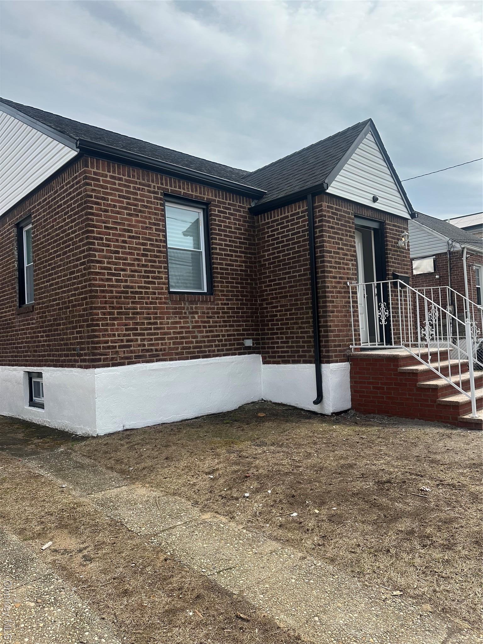 Single Family 183rd Queens, NY 11413, MLS-950582-23