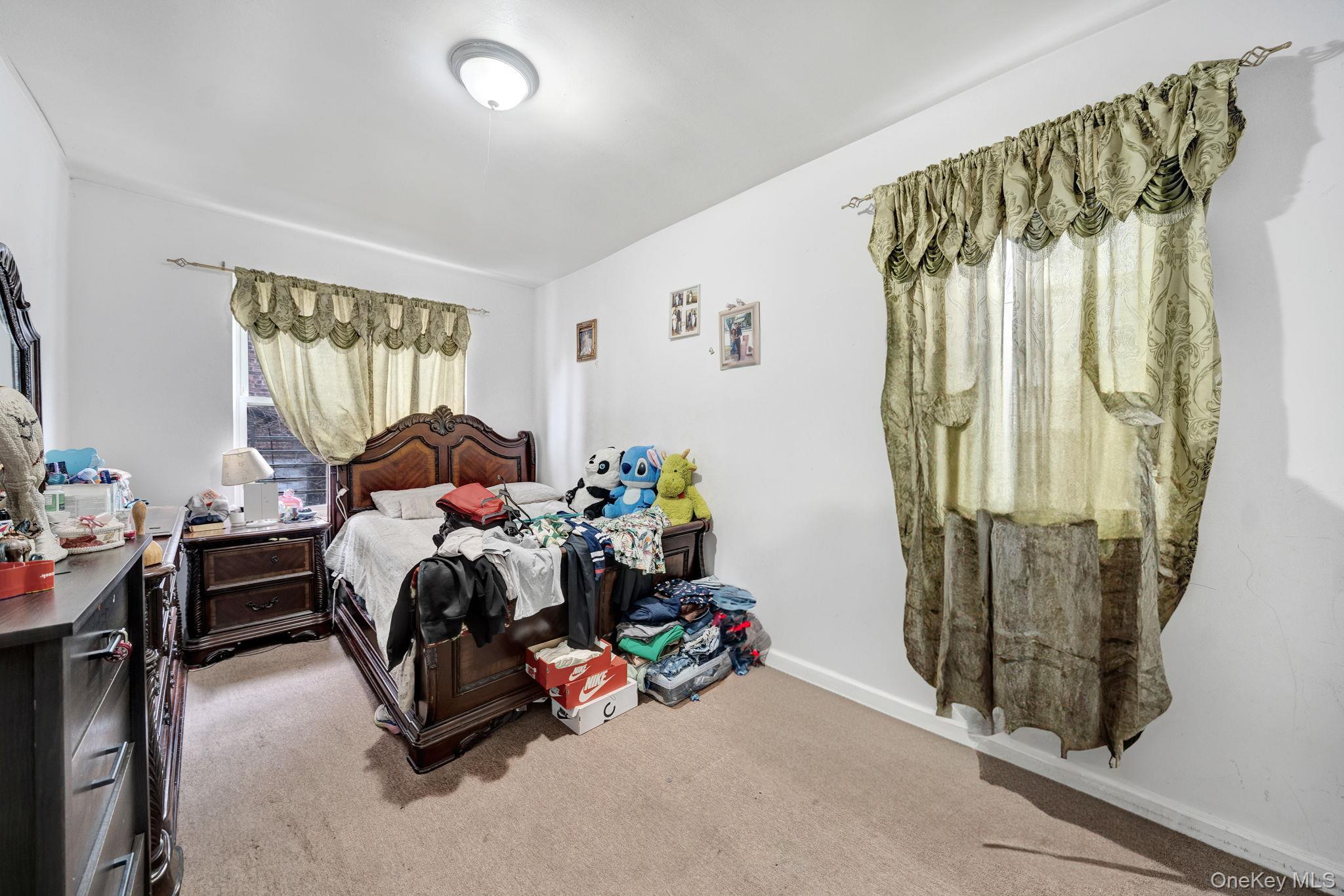 Single Family Osbourne  Bronx, NY 10453, MLS-950603-7