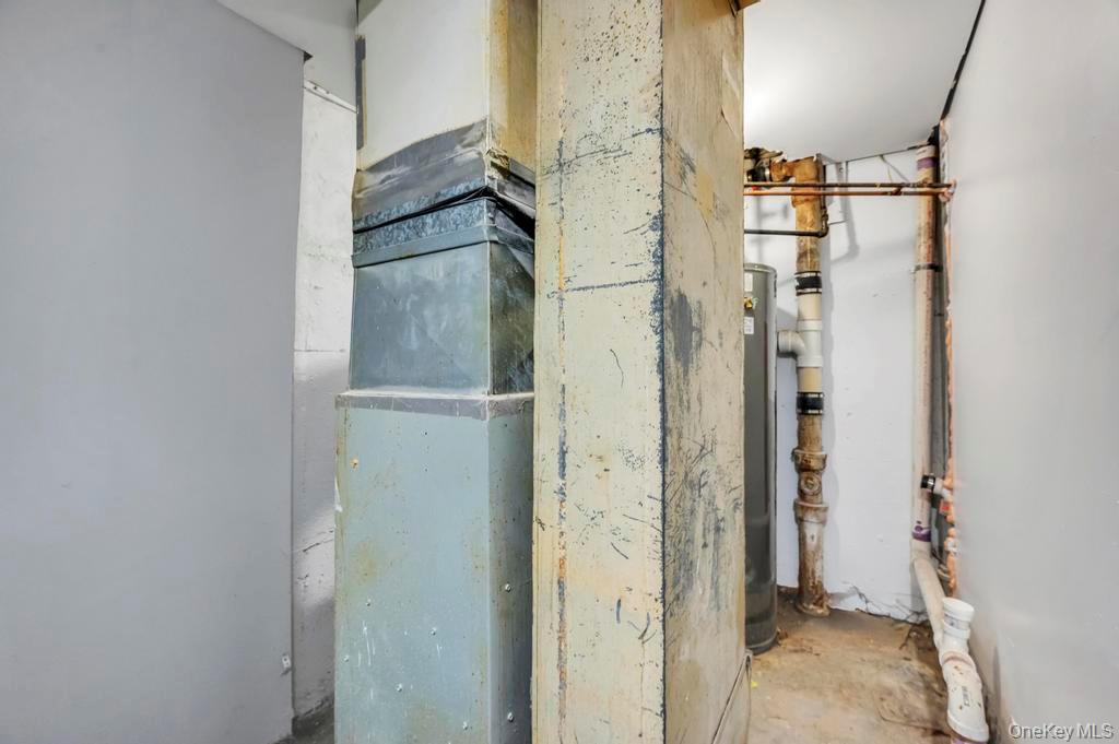 Single Family Zoller  Queens, NY 11434, MLS-950604-15