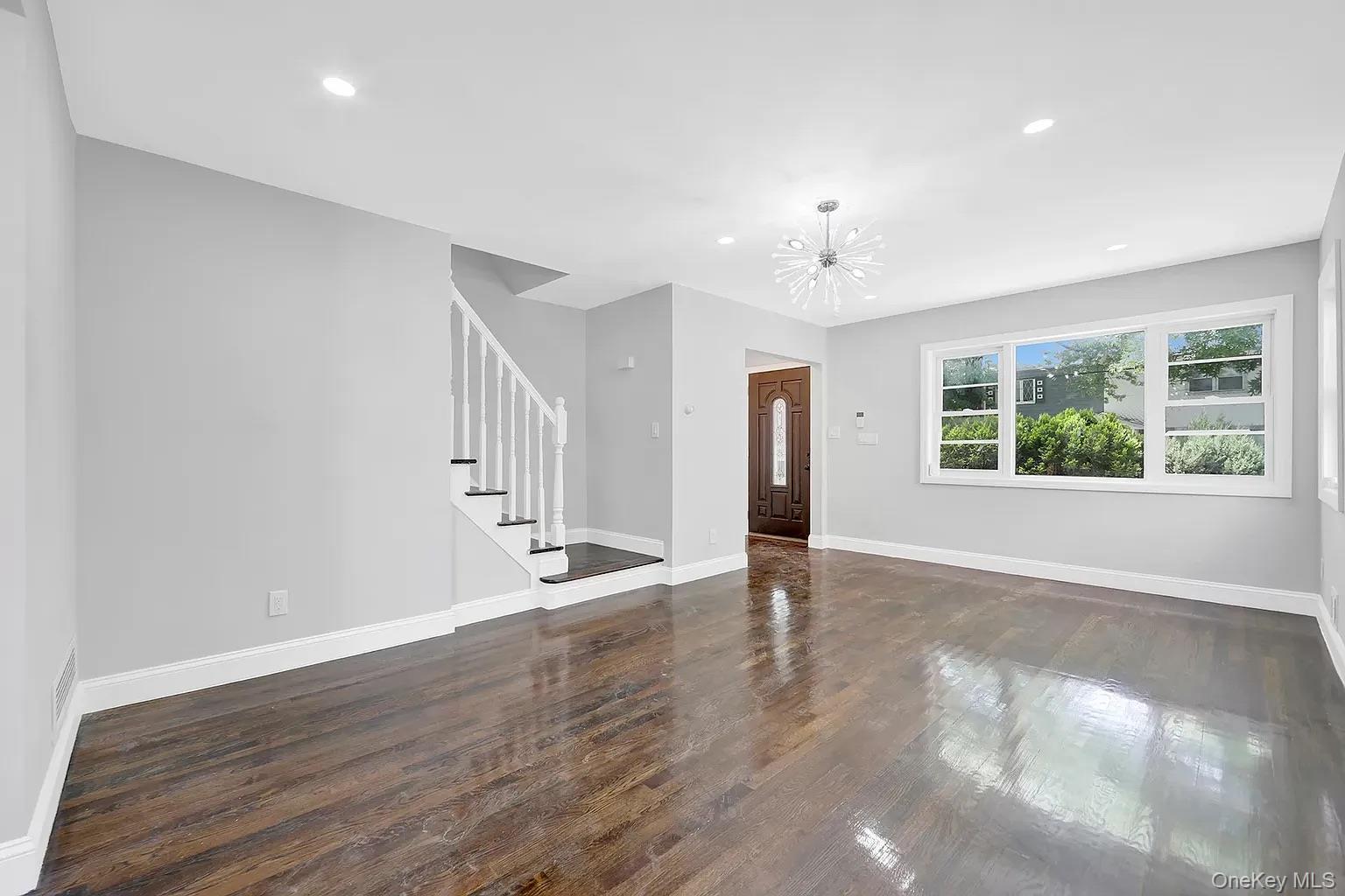 Single Family Zoller  Queens, NY 11434, MLS-950604-3