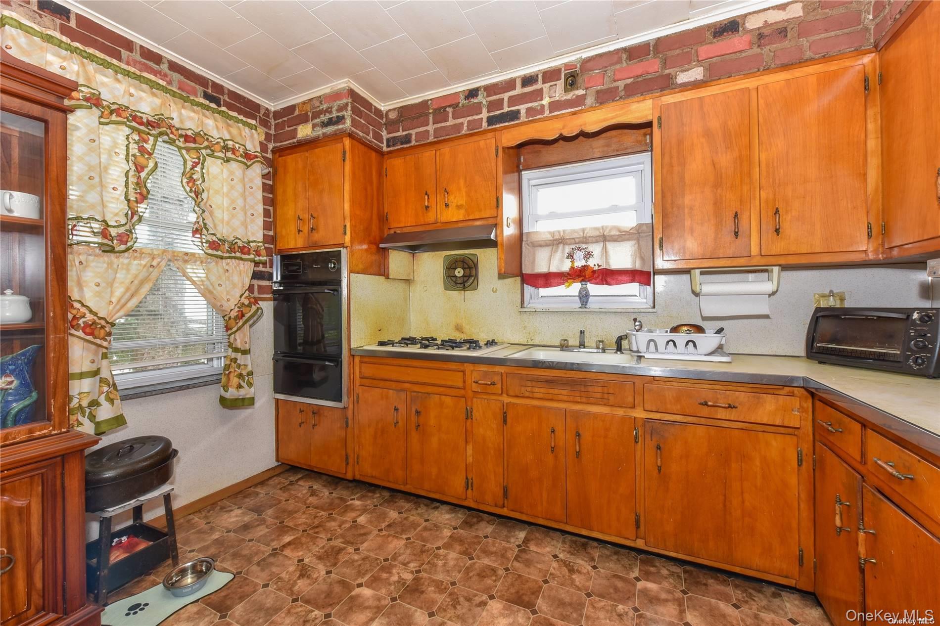 Single Family 115th  Queens, NY 11420, MLS-950624-22