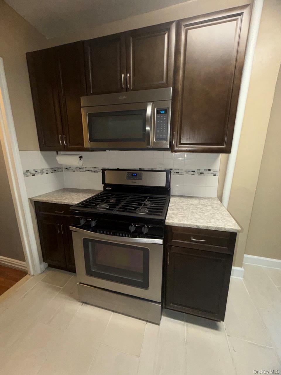 Apartment E Mosholu  Bronx, NY 10458, MLS-950637-8