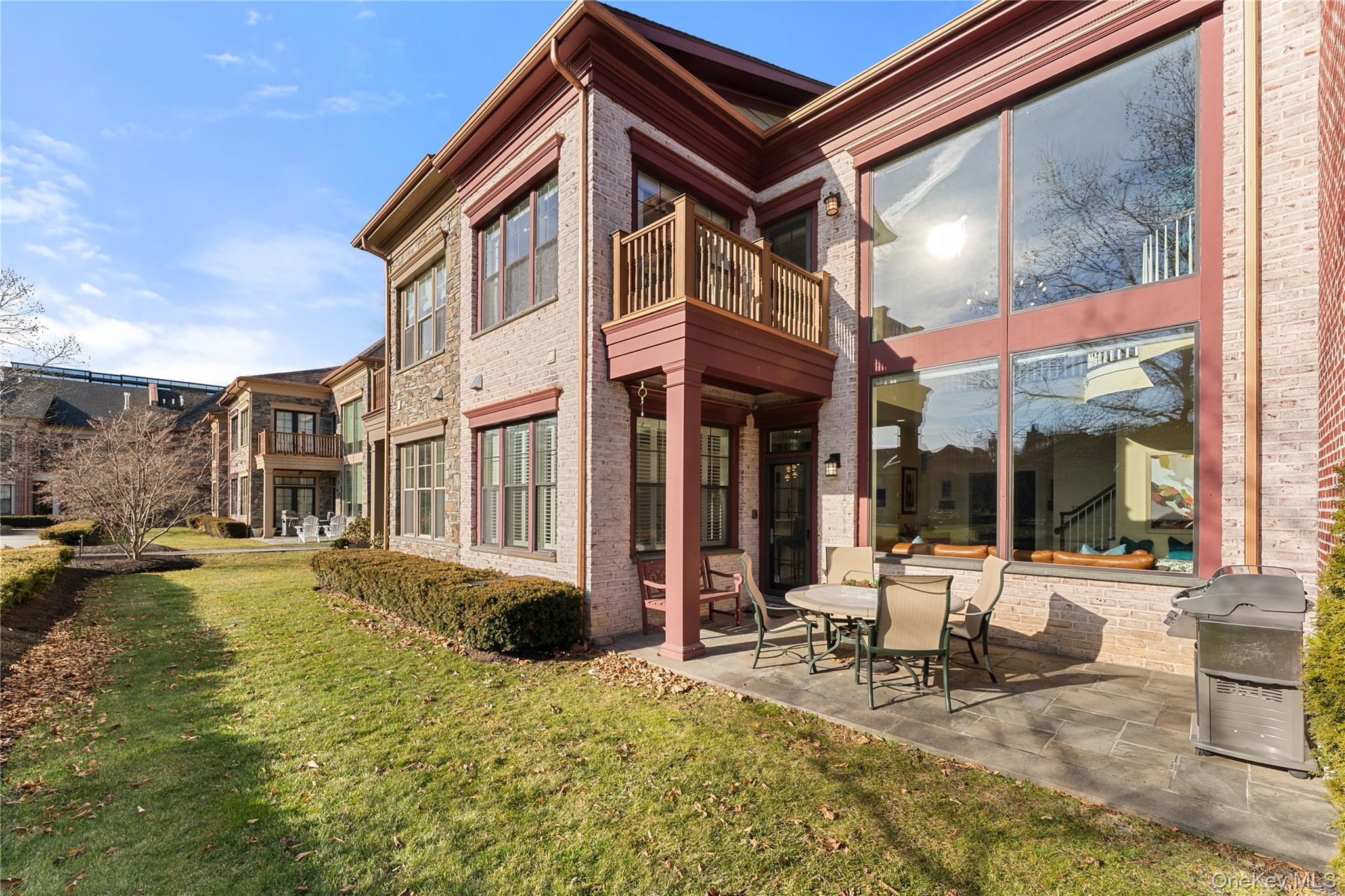 Condo Hudson View  Westchester County, NY 10591, MLS-950645-36