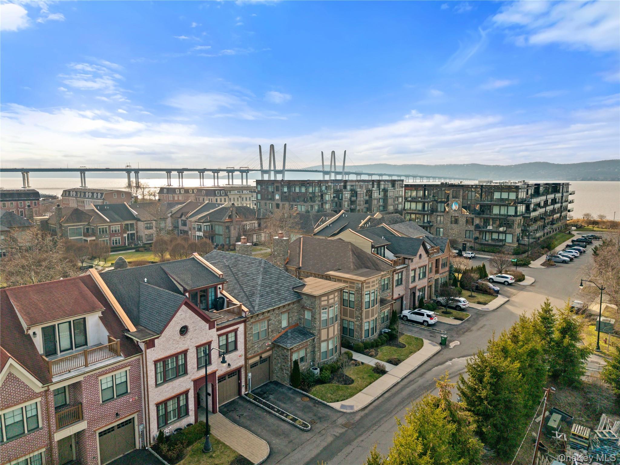 Condo Hudson View  Westchester County, NY 10591, MLS-950645-42