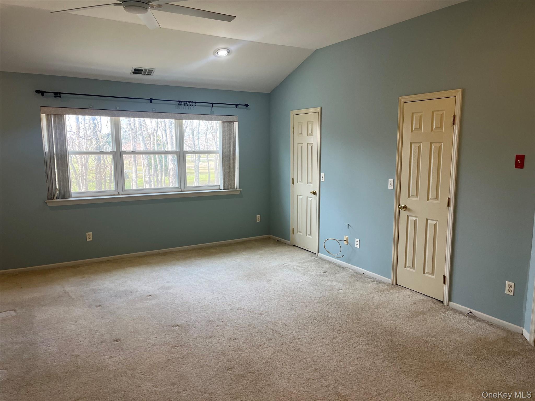 Condo Lakeview Suffolk County, NY 11949, MLS-950653-11