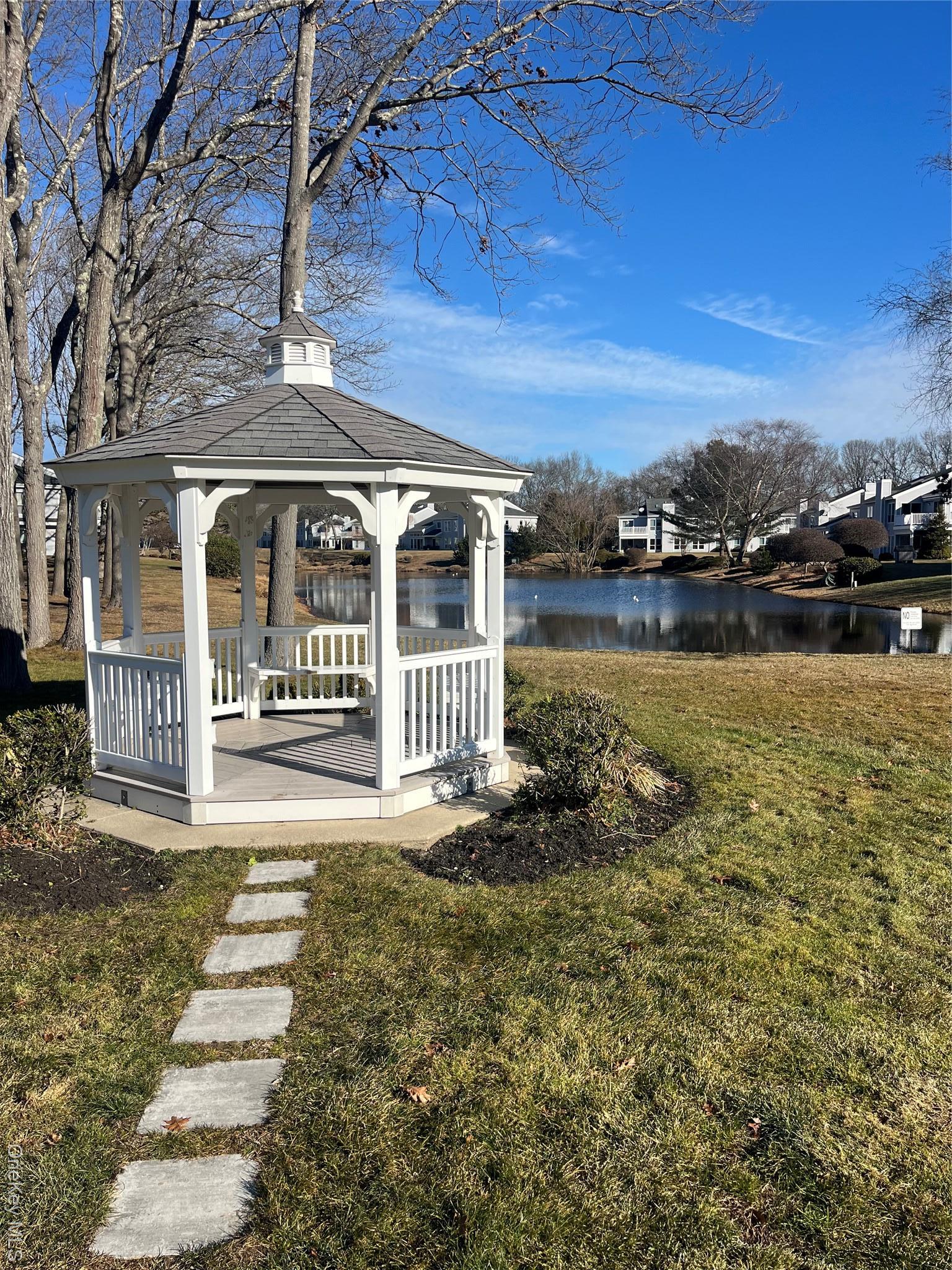 Condo Lakeview Suffolk County, NY 11949, MLS-950653-17