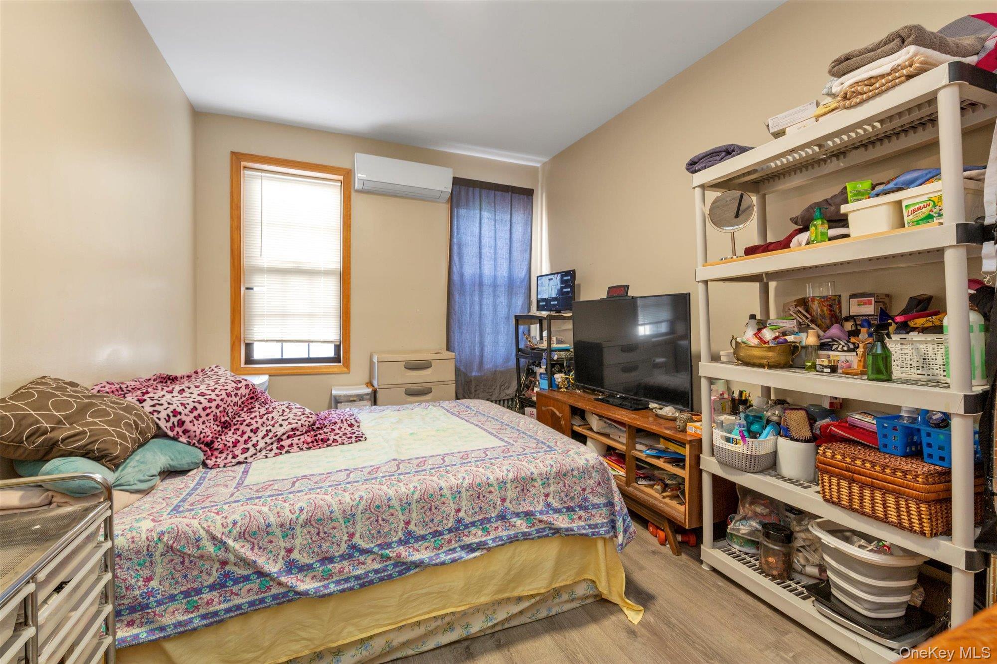 Single Family Charlotte  Queens, NY 11385, MLS-950658-16