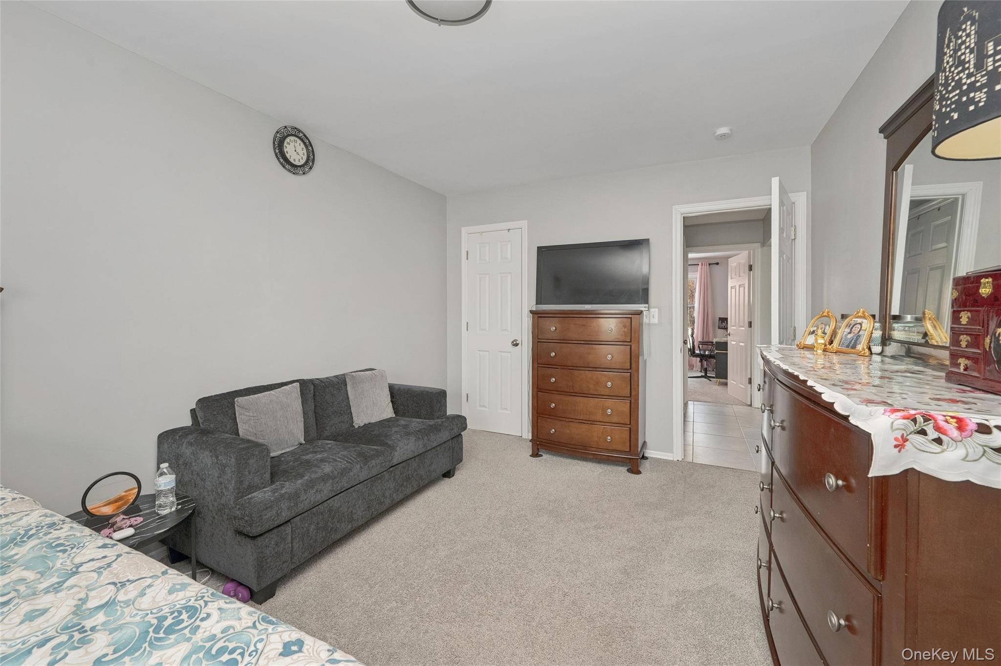 Single Family 21st  Suffolk County, NY 11706, MLS-950674-18