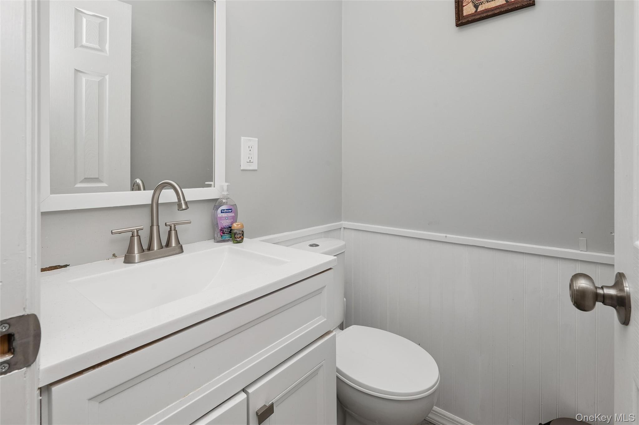 Single Family 21st  Suffolk County, NY 11706, MLS-950674-19