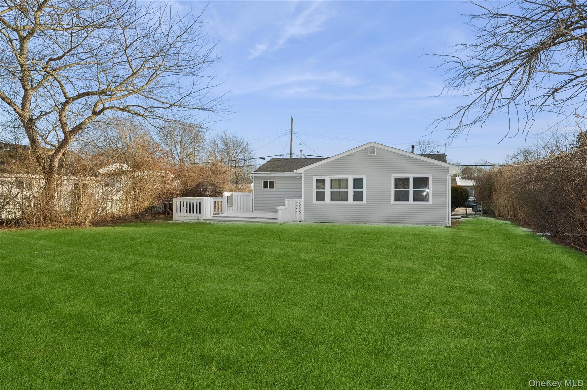 Single Family 21st  Suffolk County, NY 11706, MLS-950674-25