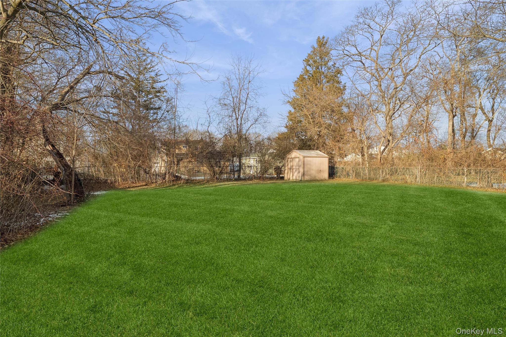 Single Family 21st  Suffolk County, NY 11706, MLS-950674-26