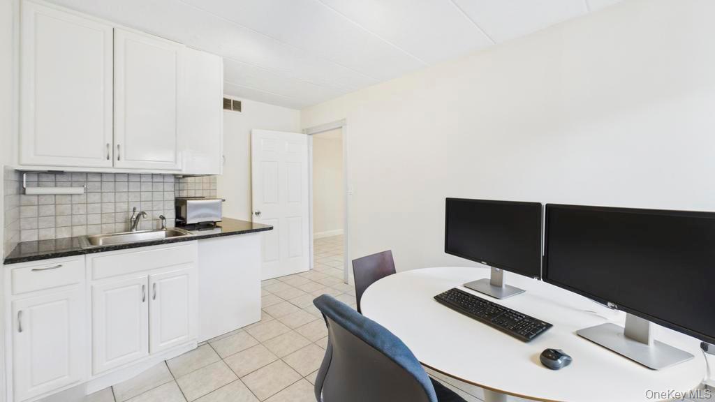 Commercial Lease Justice  Queens, NY 11373, MLS-950676-10