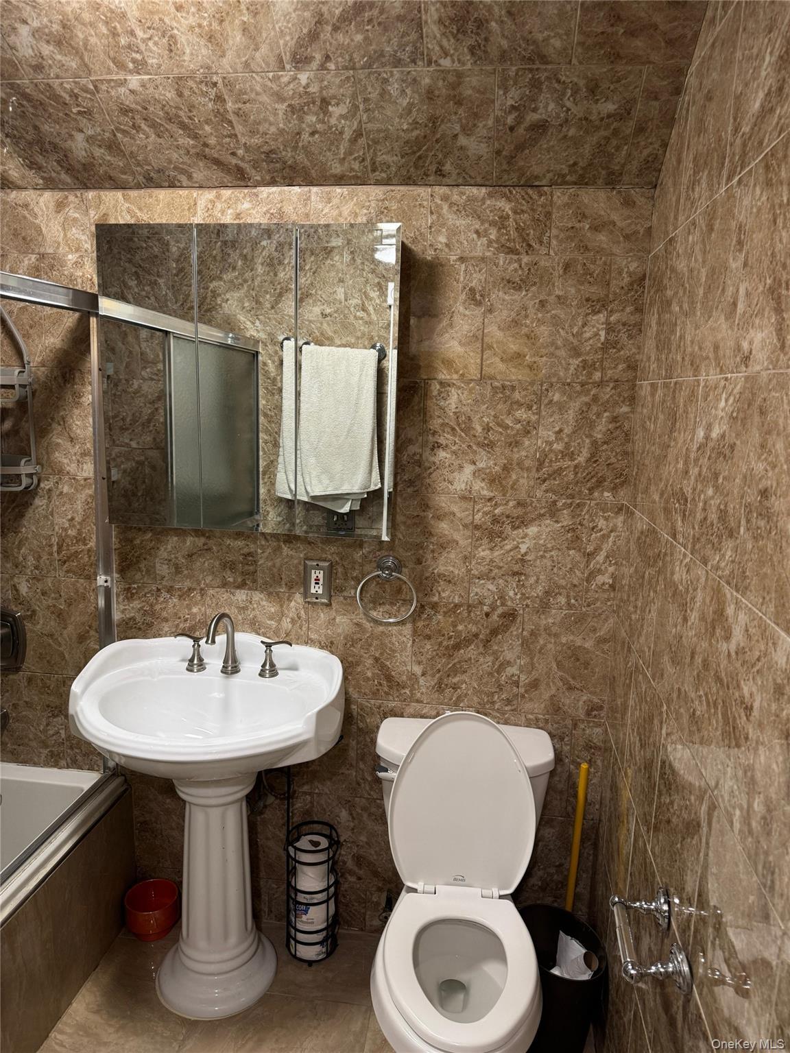 Single Family Guy R Brewer  Queens, NY 11434, MLS-950680-16