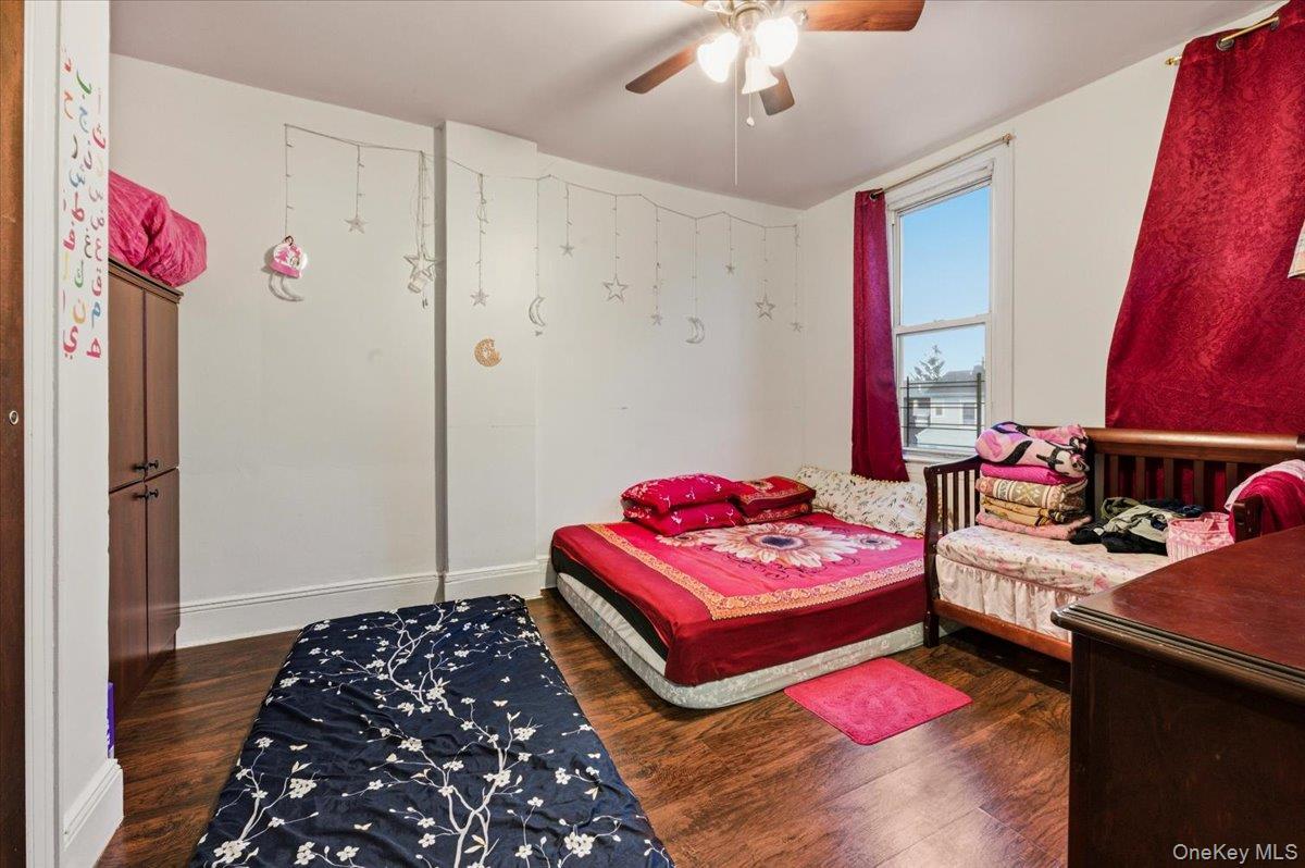 Single Family 77 Queens, NY 11417, MLS-950689-10