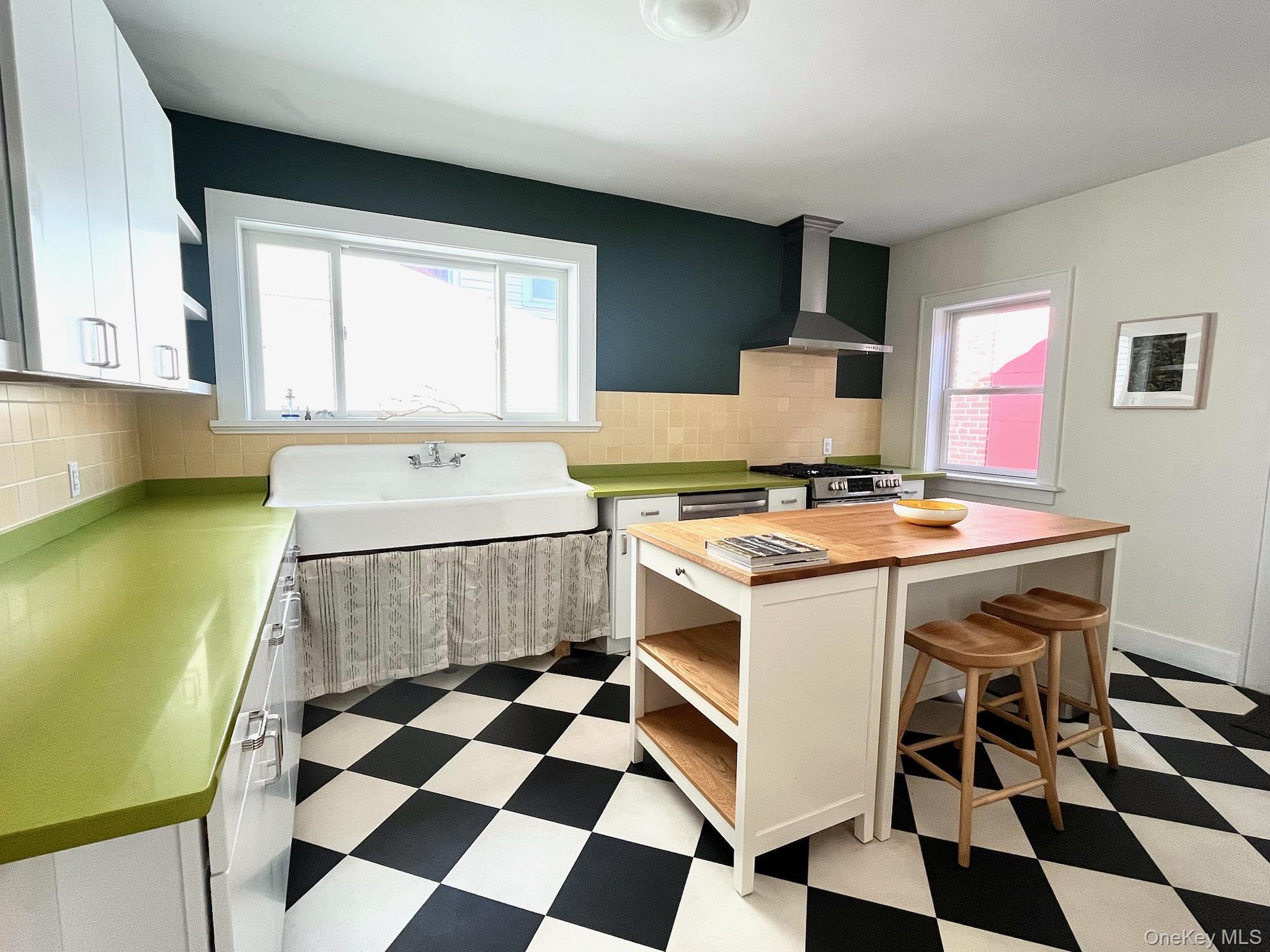 Single Family Spring  Westchester County, NY 10562, MLS-950694-2