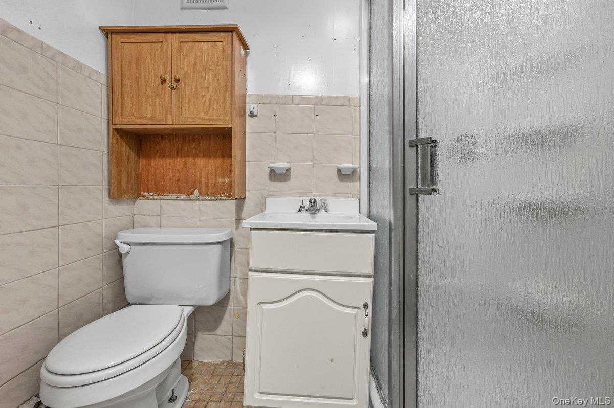 Single Family 94th Queens, NY 11416, MLS-950702-13