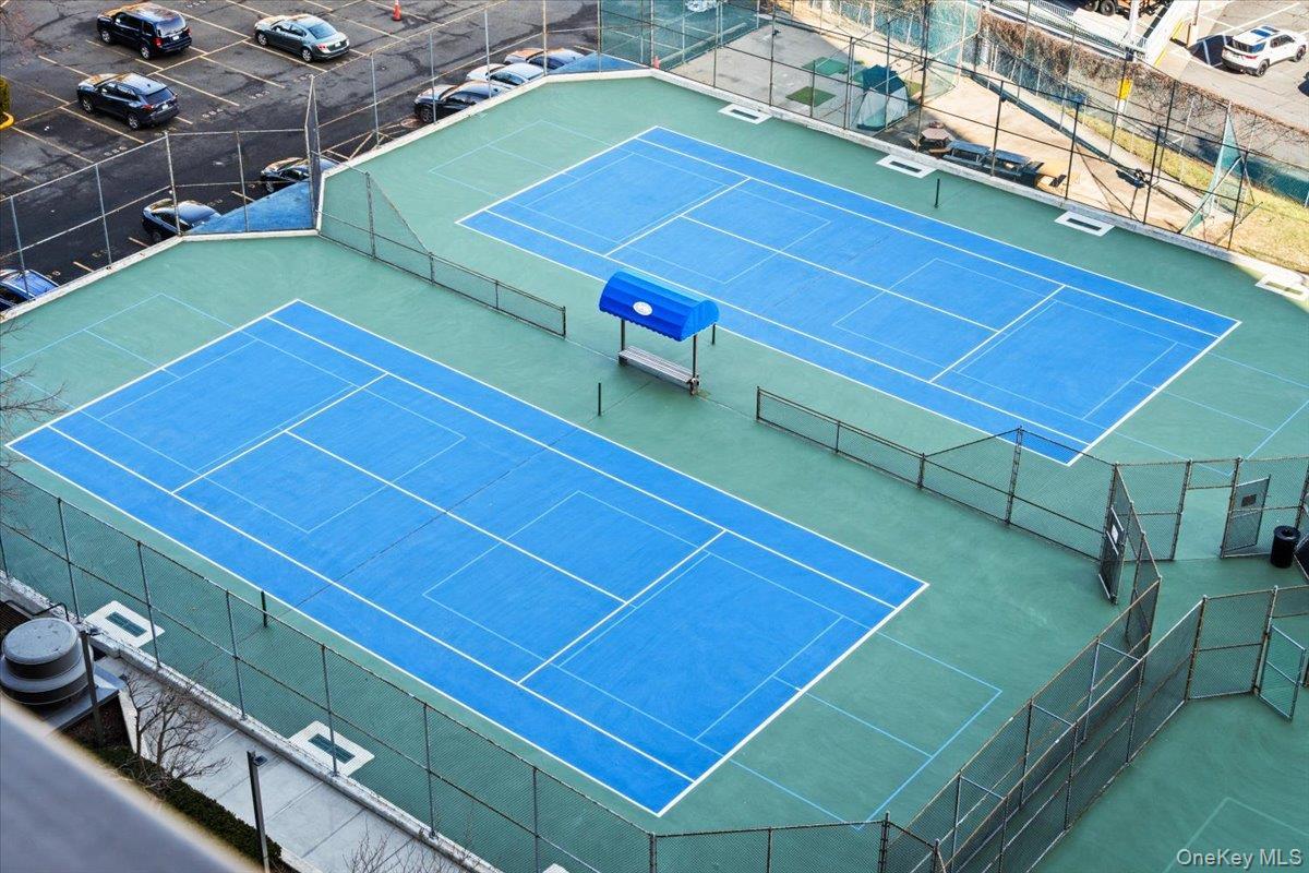 Condo Bay Club  Queens, NY 11360, MLS-950711-16