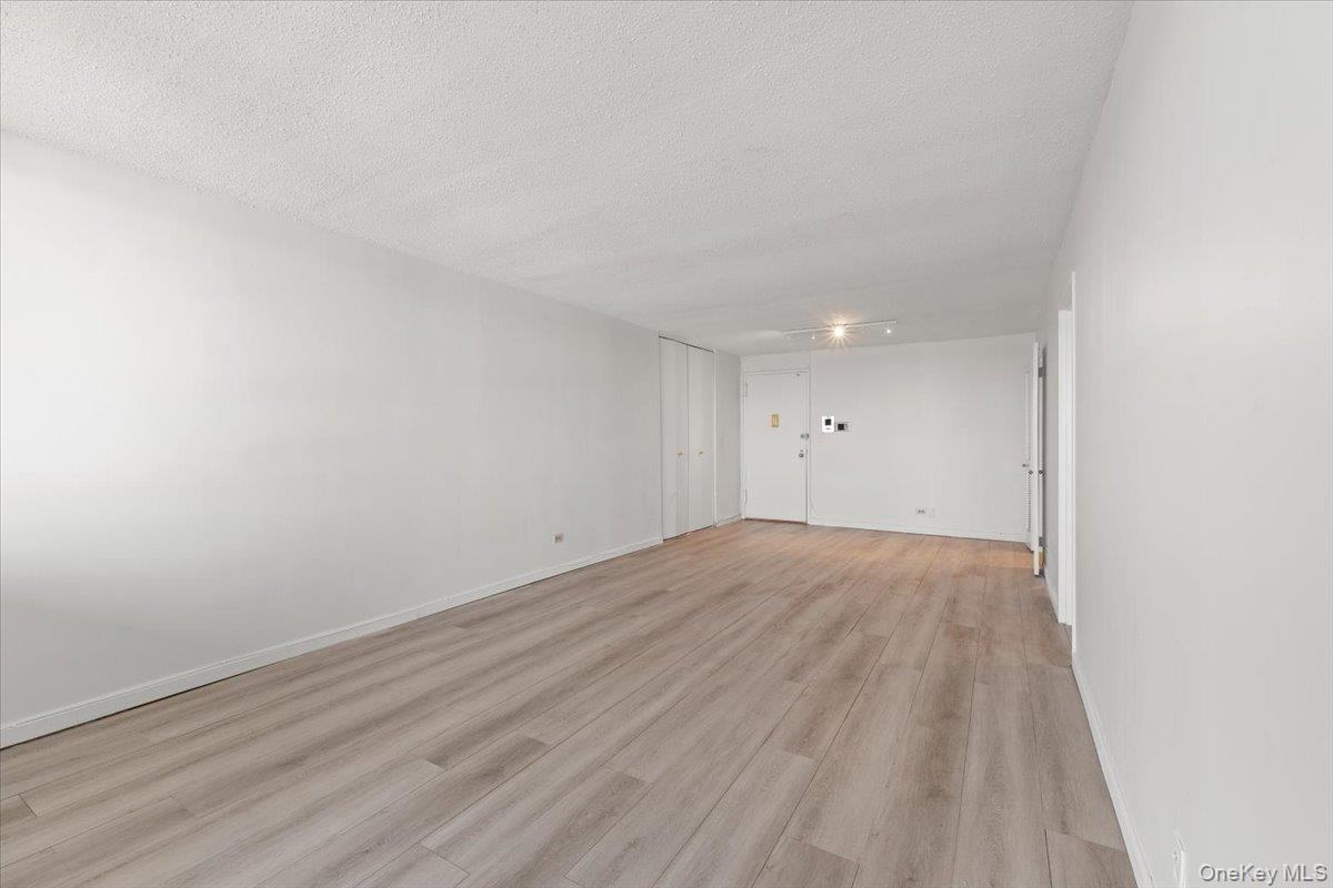 Condo Bay Club  Queens, NY 11360, MLS-950711-5