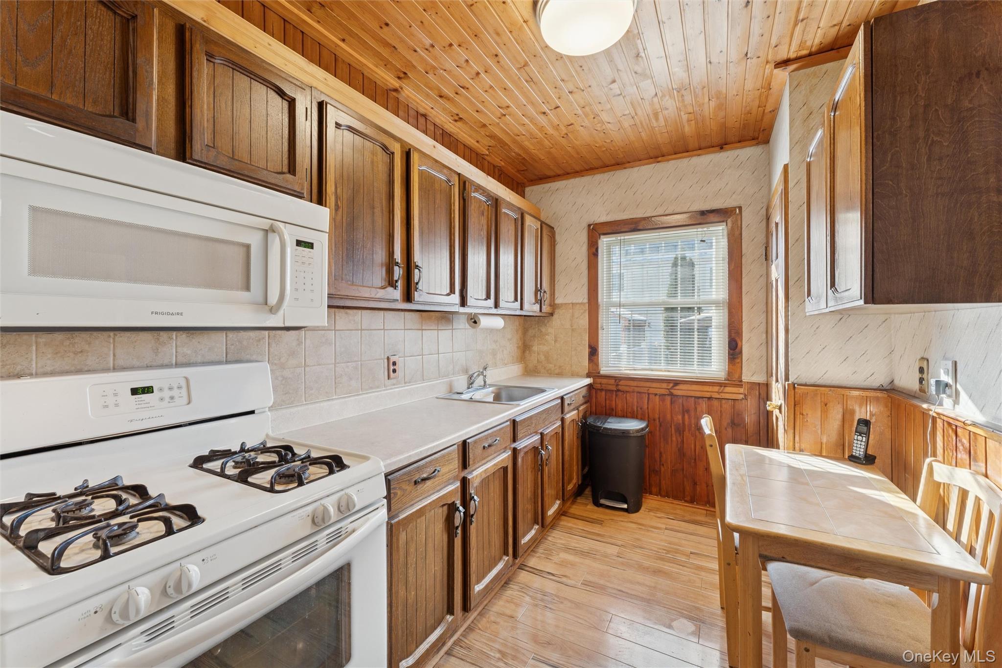 Single Family 104th  Queens, NY 11418, MLS-950746-9