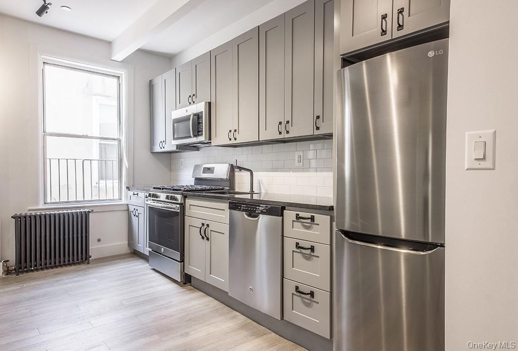 Single Family Grant  Bronx, NY 10456, MLS-950747-26