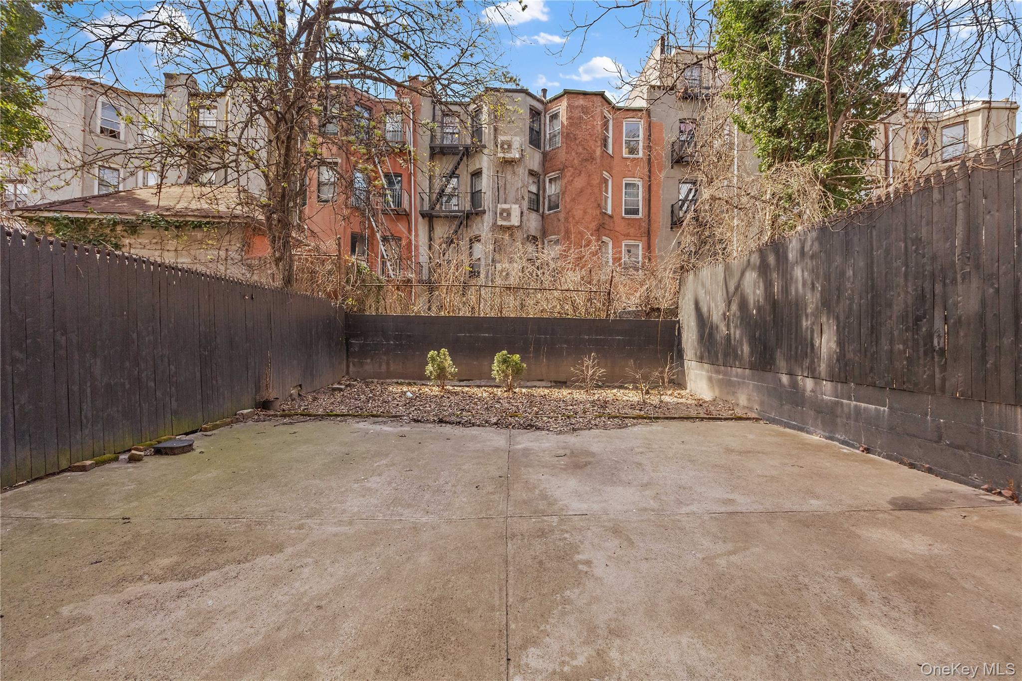 Single Family College  Bronx, NY 10456, MLS-950749-27