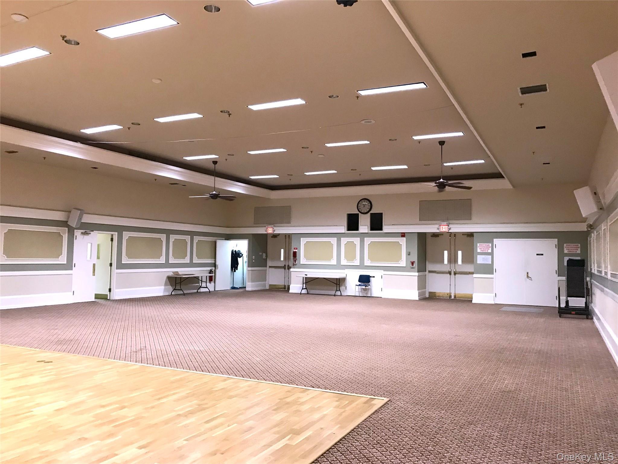 Condo Oakdale  Suffolk County, NY 11961, MLS-950788-32