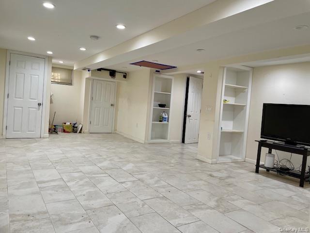 Single Family 39th  Queens, NY 11104, MLS-950852-12