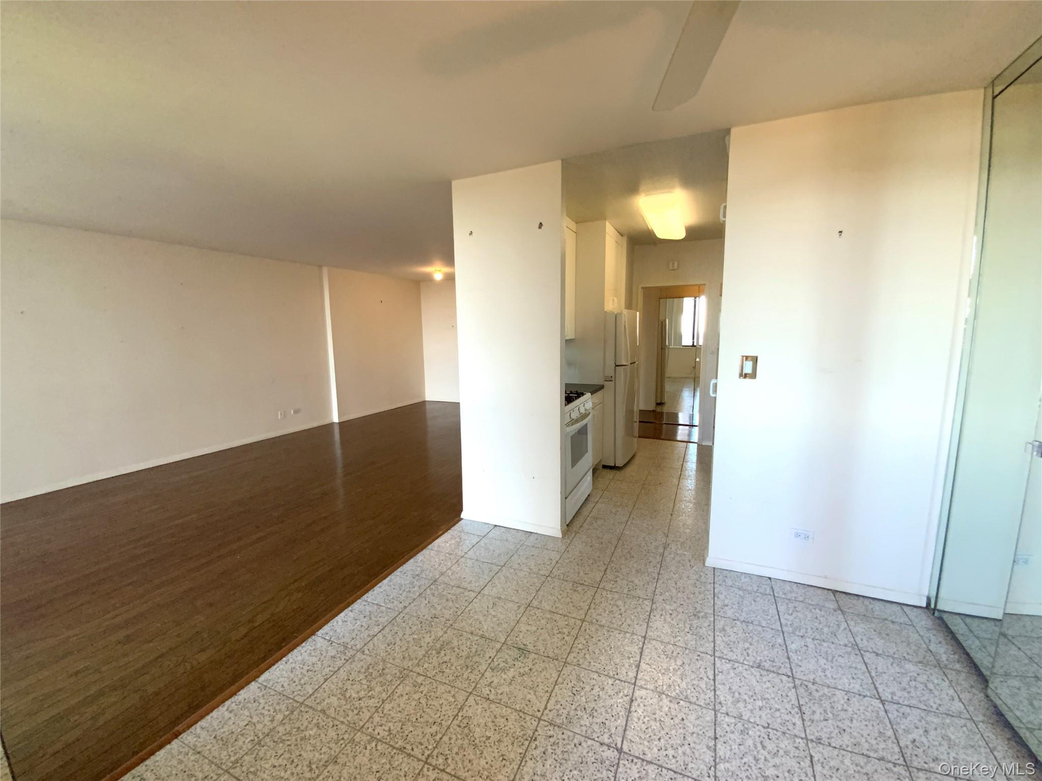 Coop Grand Central  Queens, NY 11005, MLS-950889-7