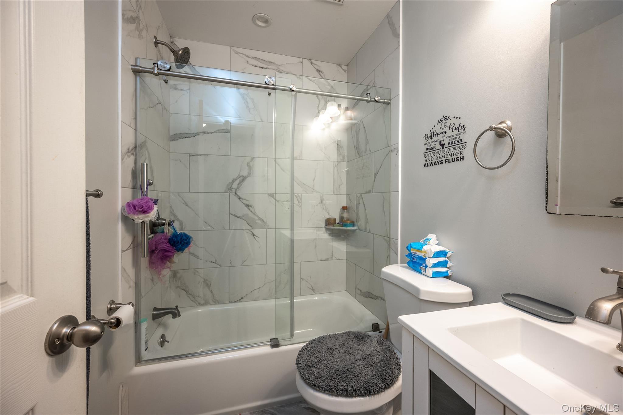 Single Family Derick Dutchess County, NY 12524, MLS-950900-19