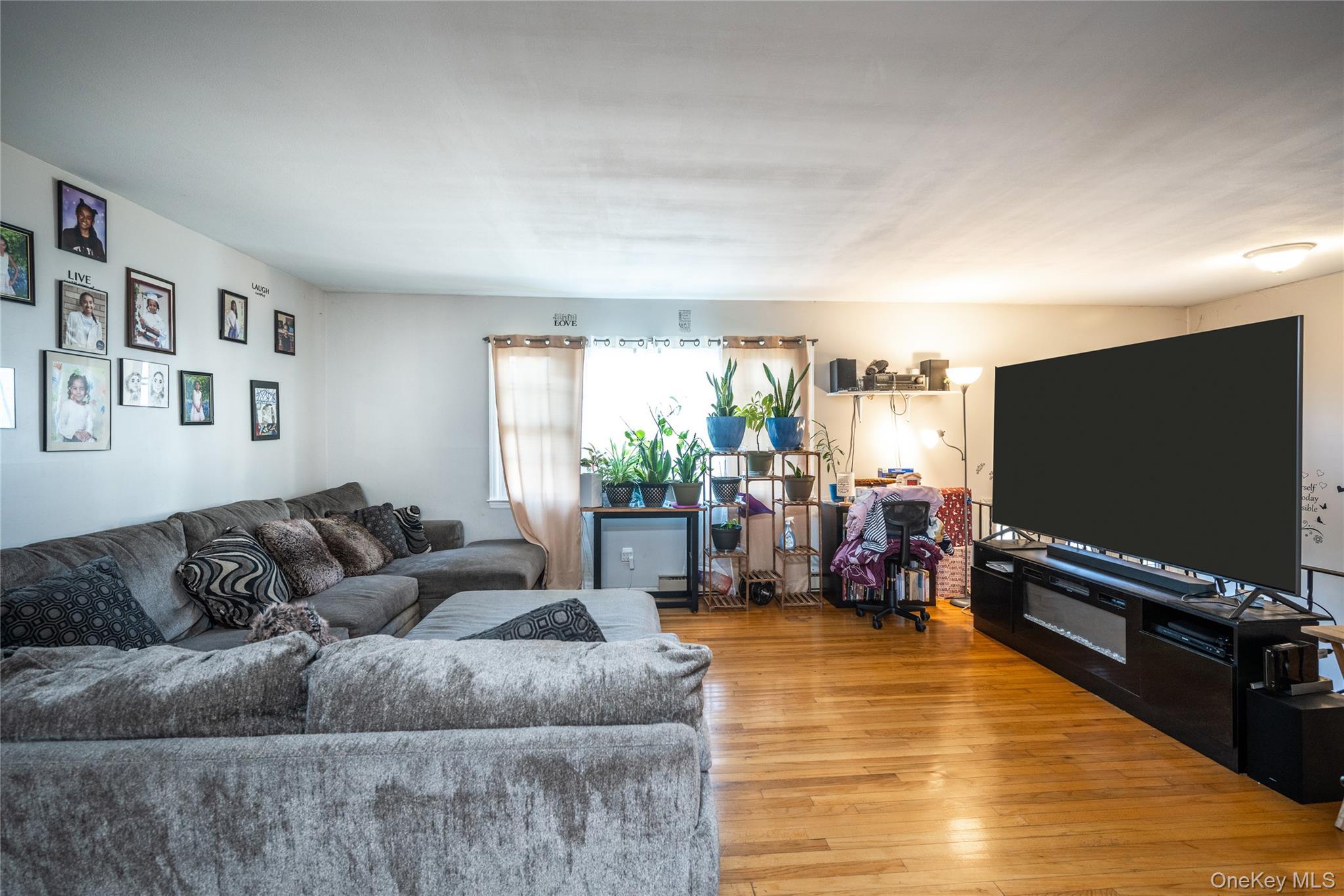 Single Family Derick Dutchess County, NY 12524, MLS-950900-7