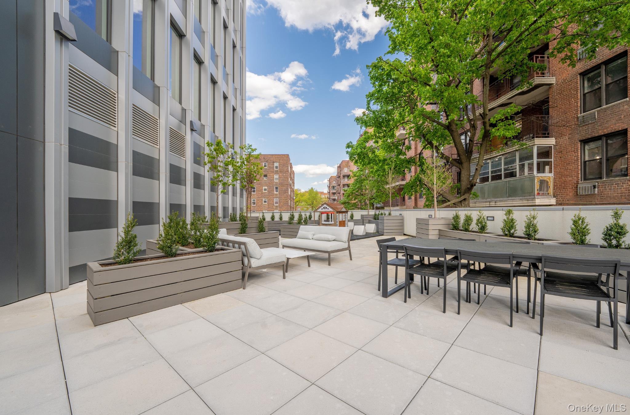 Condo Maple  Queens, NY 11355, MLS-950916-11