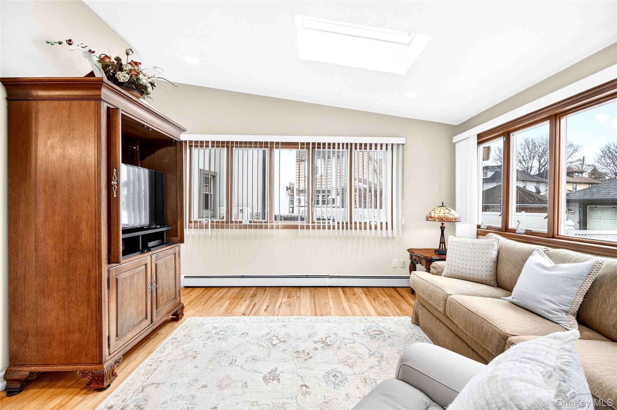 Single Family Country Club  Bronx, NY 10465, MLS-950954-22