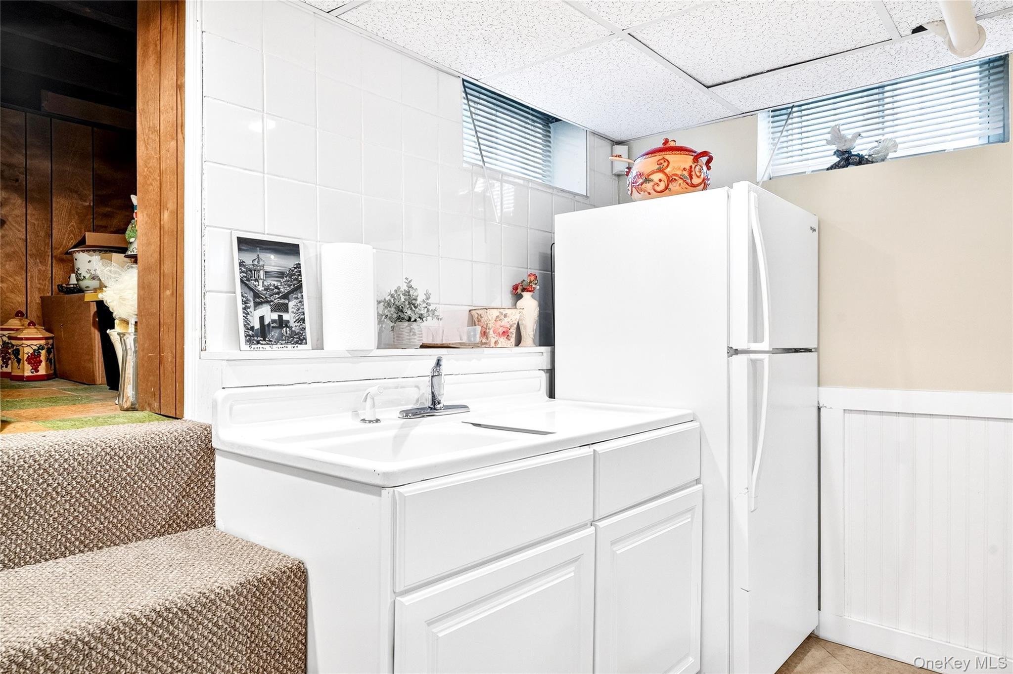 Single Family Country Club  Bronx, NY 10465, MLS-950954-45