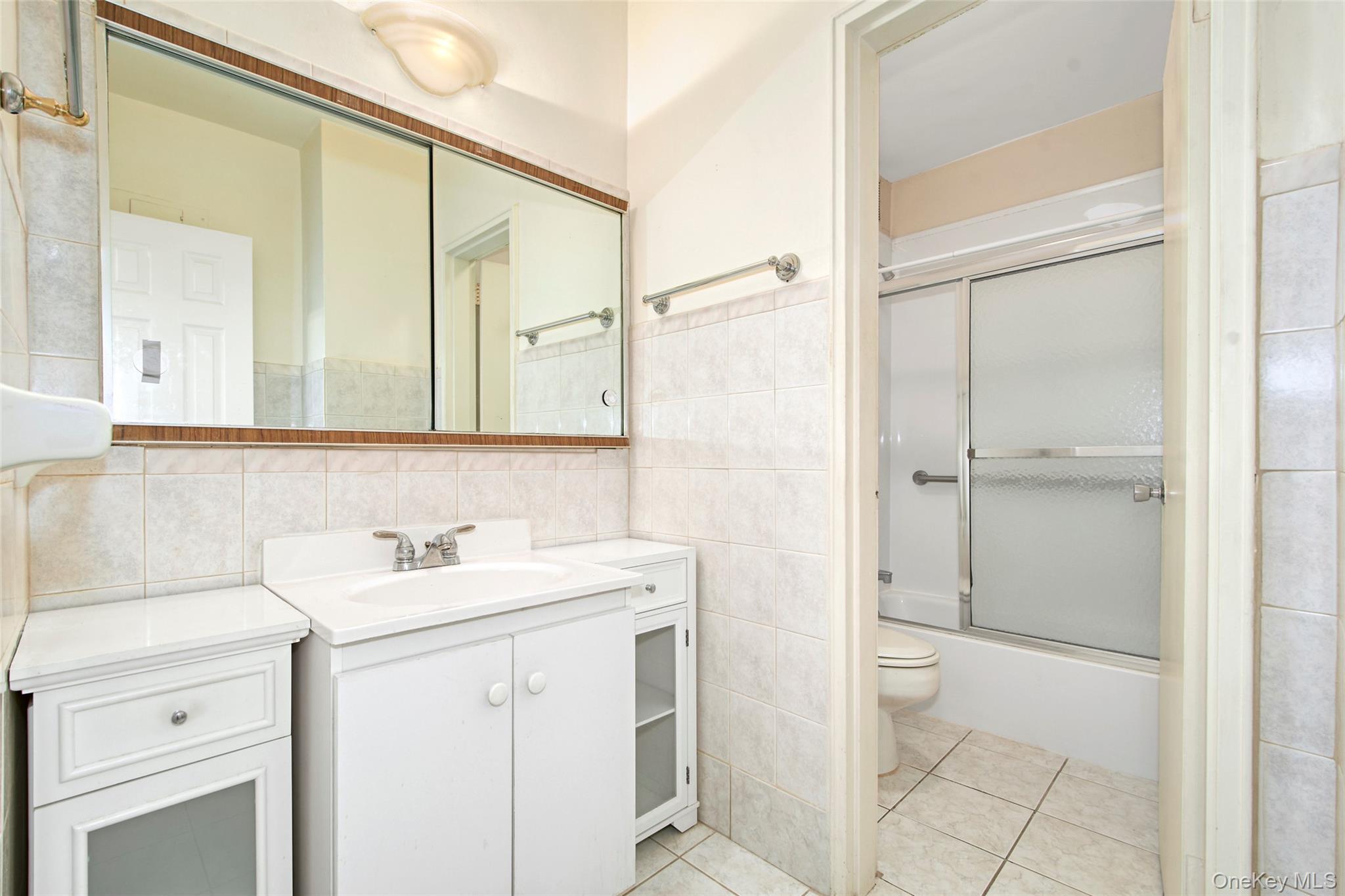 Coop Westchester Westchester County, NY 10573, MLS-950967-16