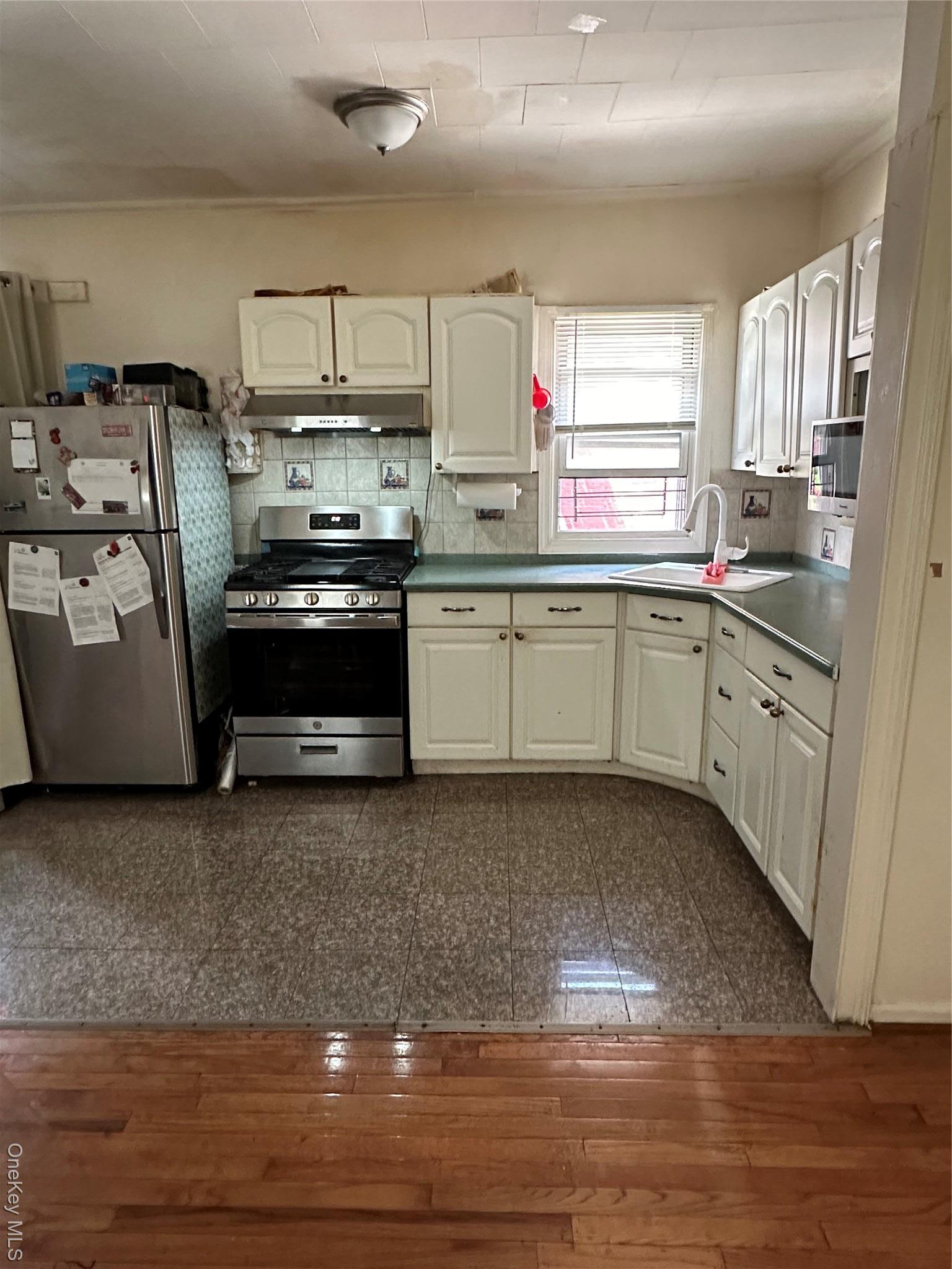 Single Family 88th  Queens, NY 11416, MLS-950971-4