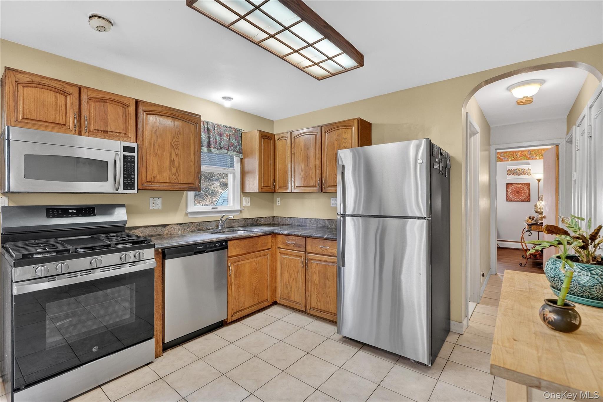 Single Family Morsemere  Westchester County, NY 10703, MLS-950976-13