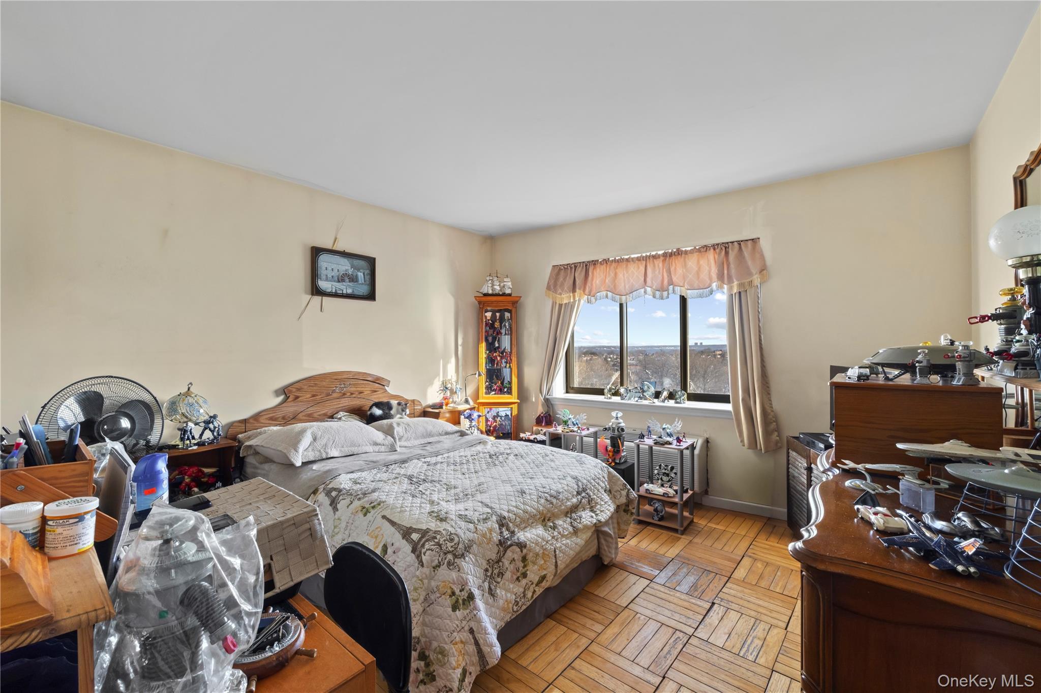 Condo Parkview  Bronx, NY 10461, MLS-950998-7