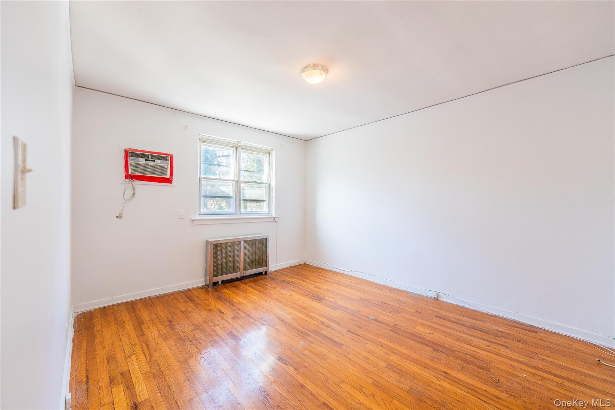 Single Family 79th  Queens, NY 11373, MLS-951004-11