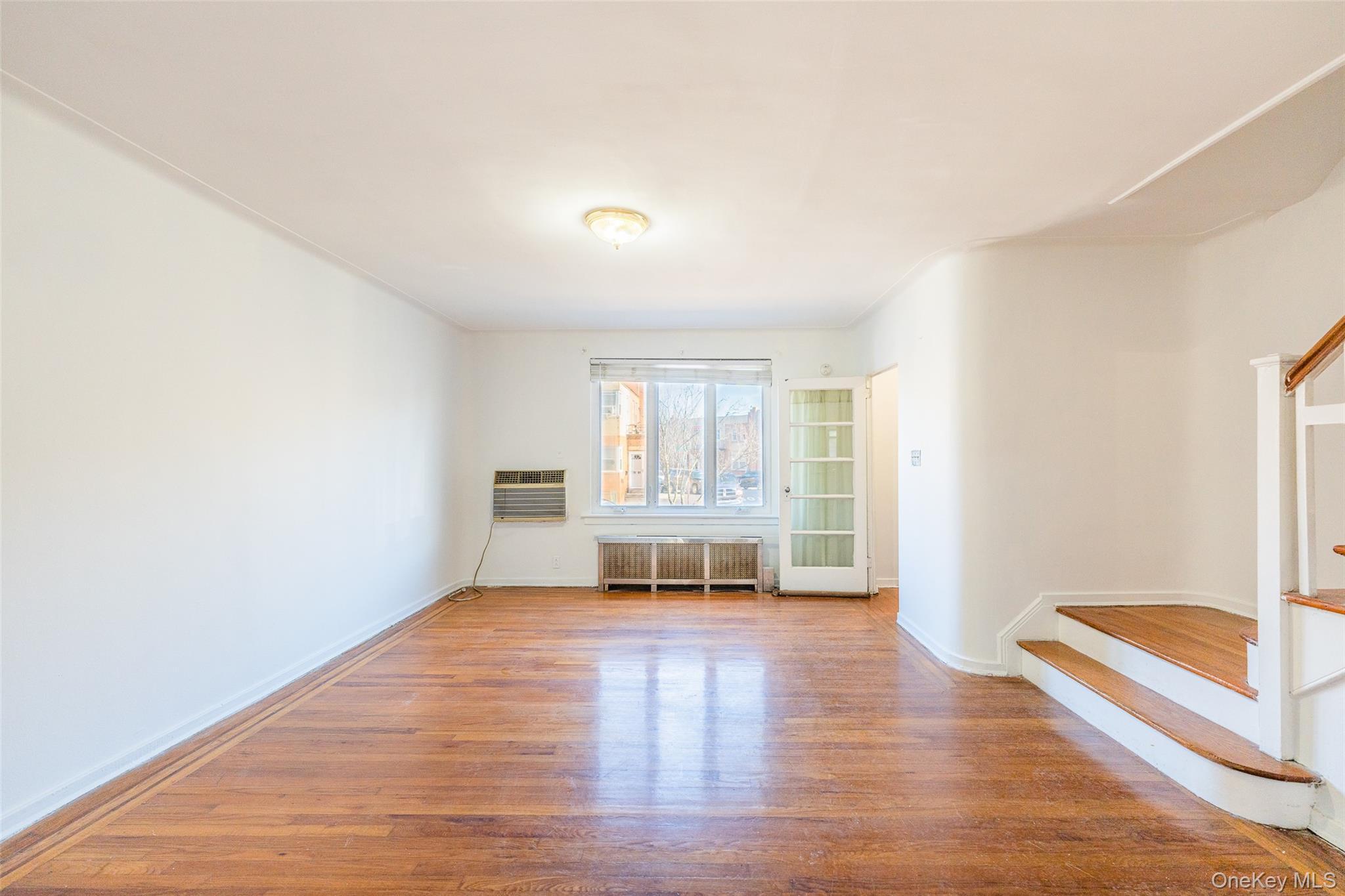 Single Family 79th  Queens, NY 11373, MLS-951004-5