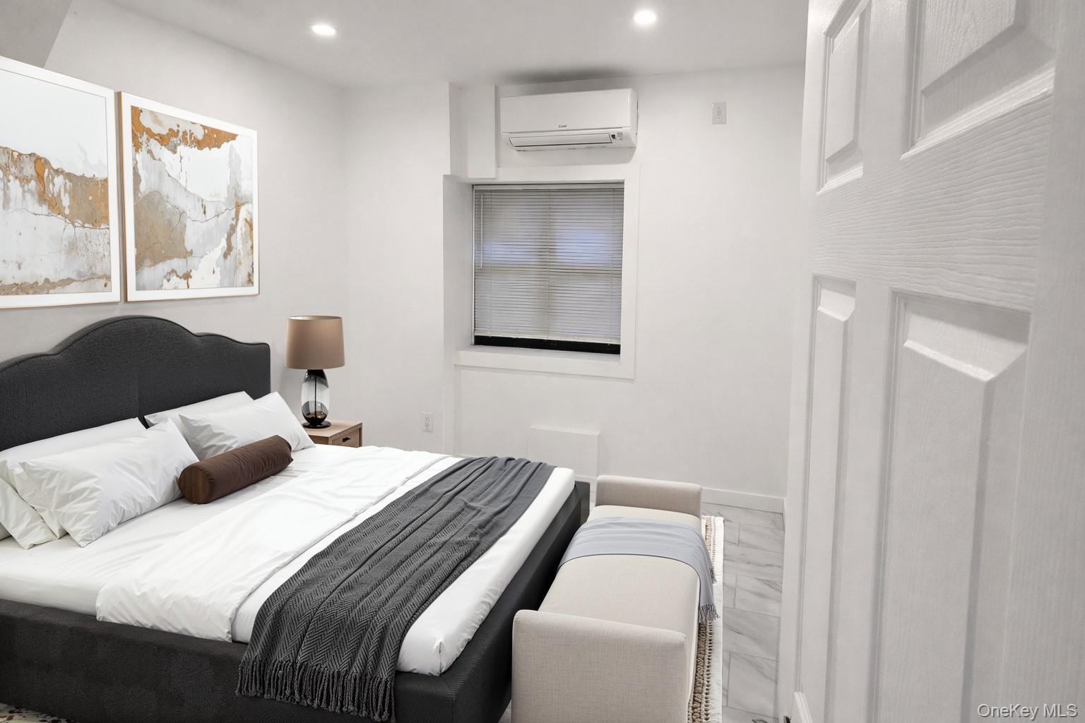 Single Family Radde  Brooklyn, NY 11233, MLS-951015-4