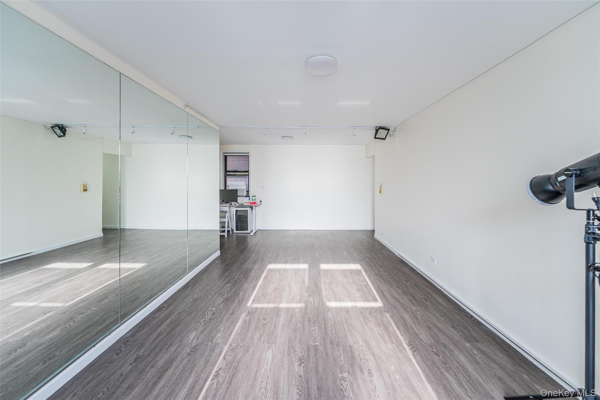 Coop Barclay Queens, NY 11355, MLS-951020-11